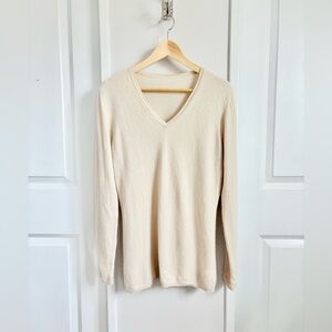 100% Cashmere V-Neck Sweater | Ivory Cream | Size Medium